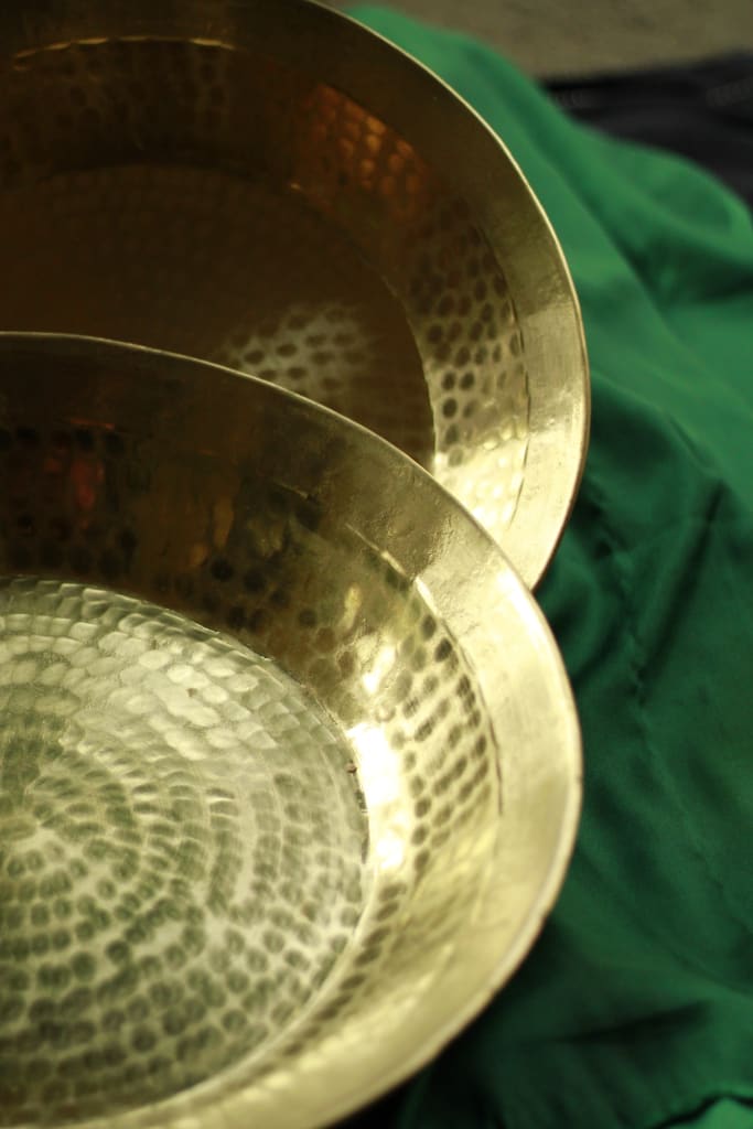 Buy Handmade Brass Paraat Online | Pital Dough Kneading Platter Regular - 12 inch Kitchenware