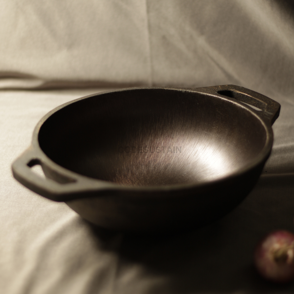 8 inch Lohā Cast Iron Pre-Seasoned Smooth Finish Kadhai || Cast Iron Kadai - Codesustain Ventuures Pvt Ltd