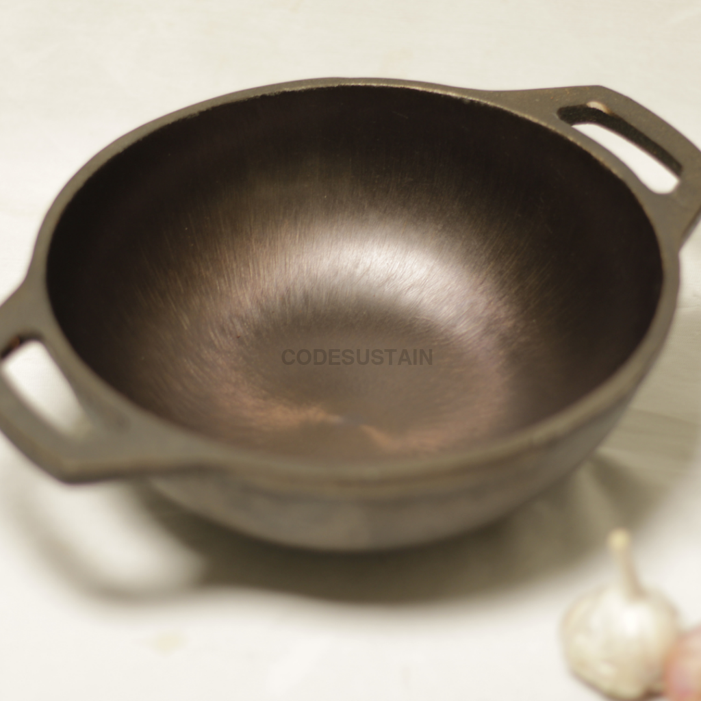 8 inch Lohā Cast Iron Pre-Seasoned Smooth Finish Kadhai || Cast Iron Kadai - Codesustain Ventuures Pvt Ltd