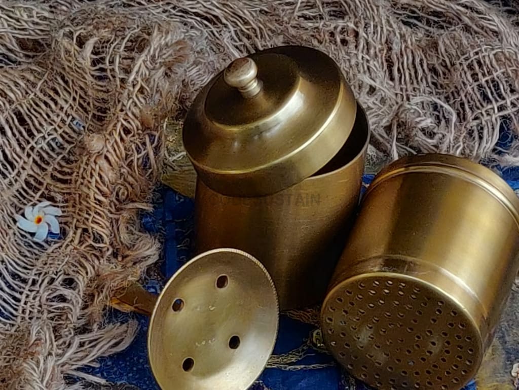 Ayās Antique Brass Ribbed Cups with Coffee Filter | Antique Pital Ribbed Coffee Cups with Filter - Codesustain