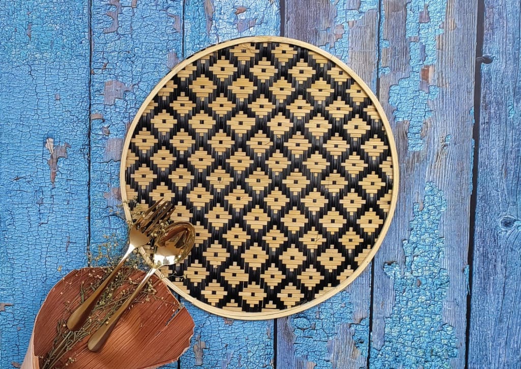 Kaca Black Woven Round Bamboo Placemat | 12 Inch - Codesustain