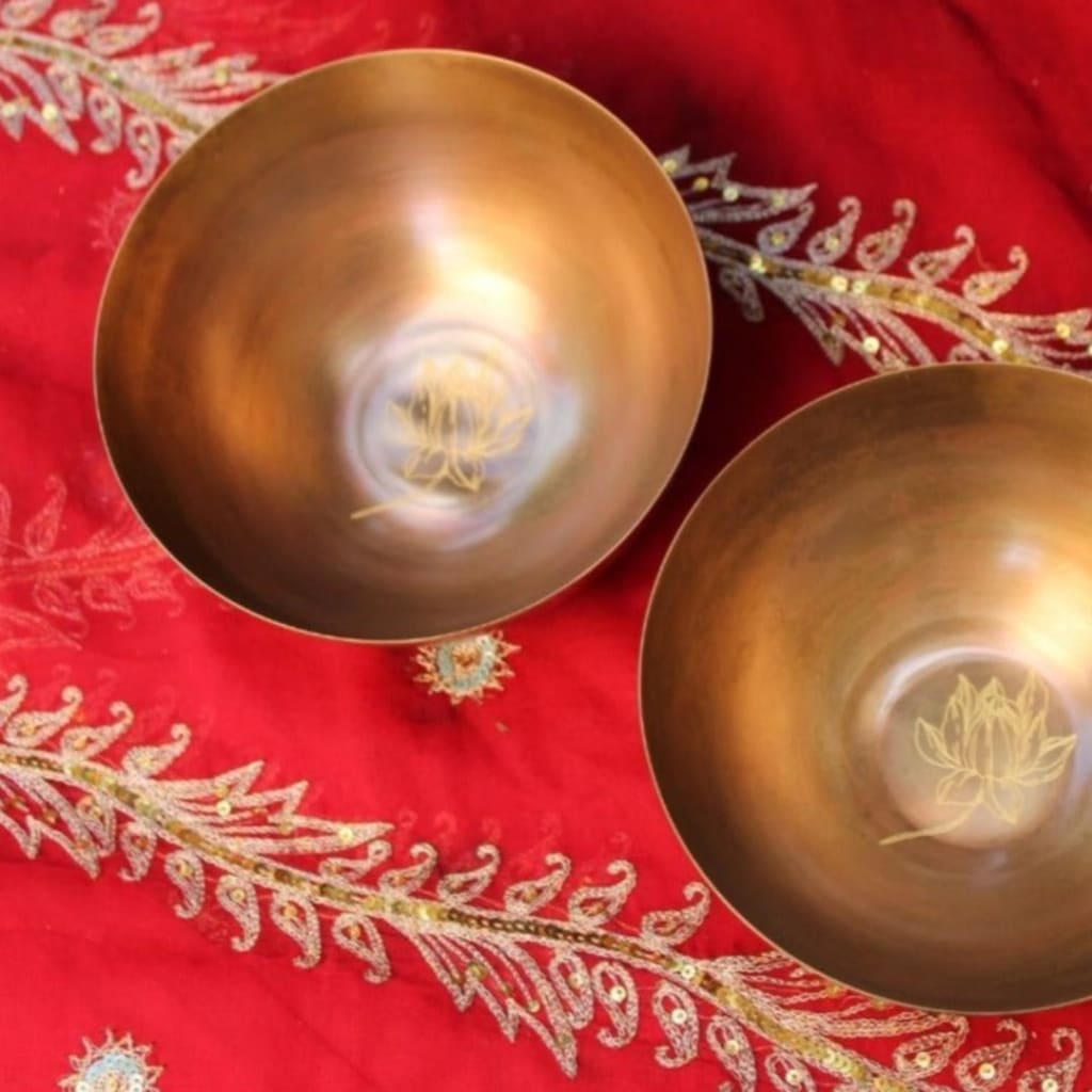Sudha Antique Brass Salad and Soup Bowl | Serving Bowl l Large Curry Bowl - Codesustain