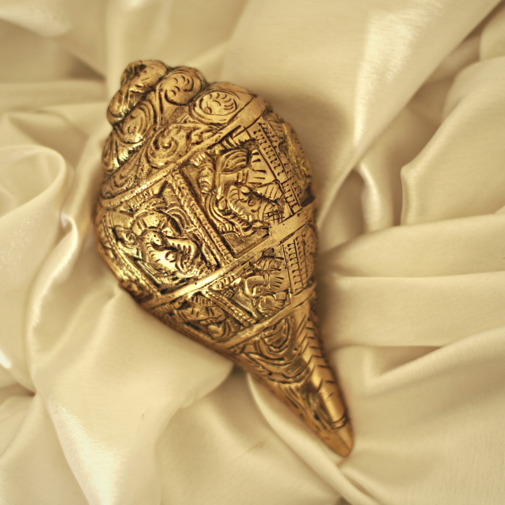 Veda Ethnic Golden Brass Shankh | 5 Inches Home Decor