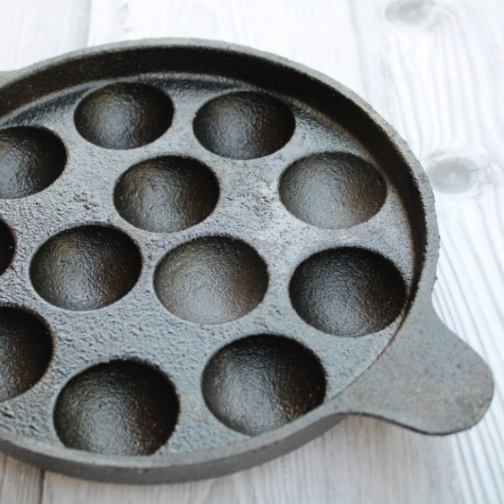 Lohā Cast Iron Pre-Seasoned Panniyaram or Appe Pan - Codesustain