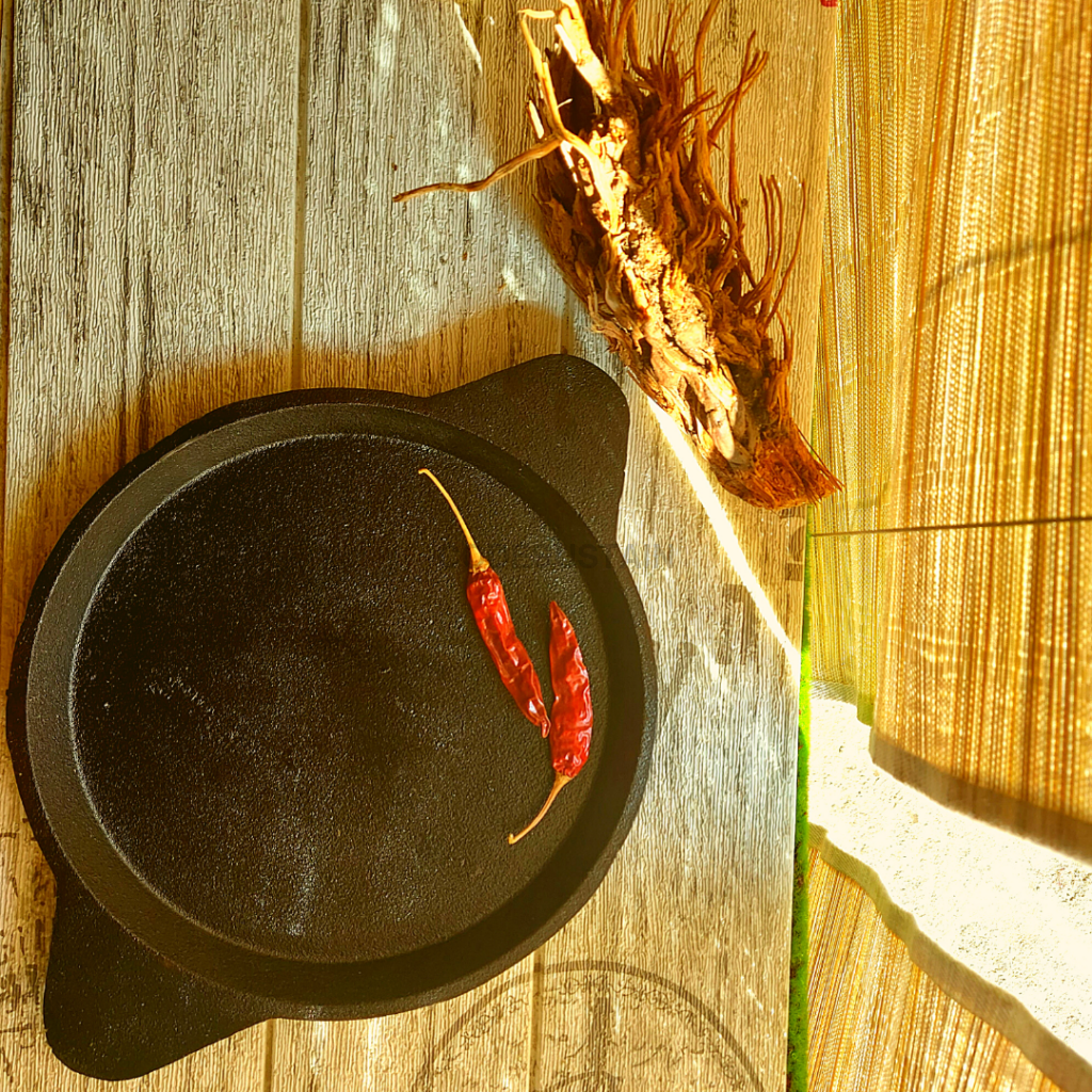 Lohā Pre - Seasoned Cast Iron Fry Pan || 10 Inches - Codesustain
