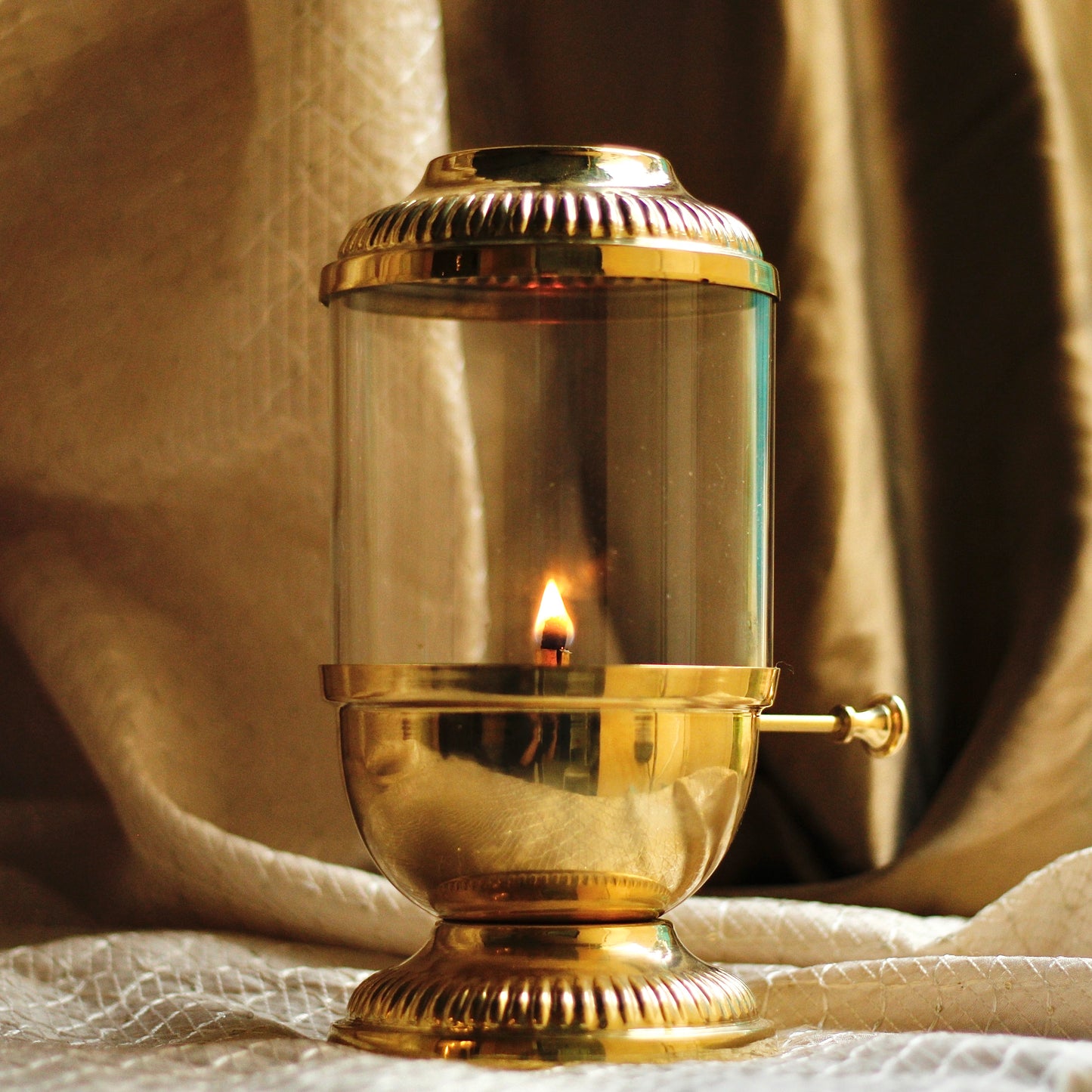 Gold Brass Akhand Jyot Diya | Pure Pital Large Oil Lamp for Abundance & Prosperity | Retro Rotary Wick Assembly | Wind Proof for Festivals and Daily rituals