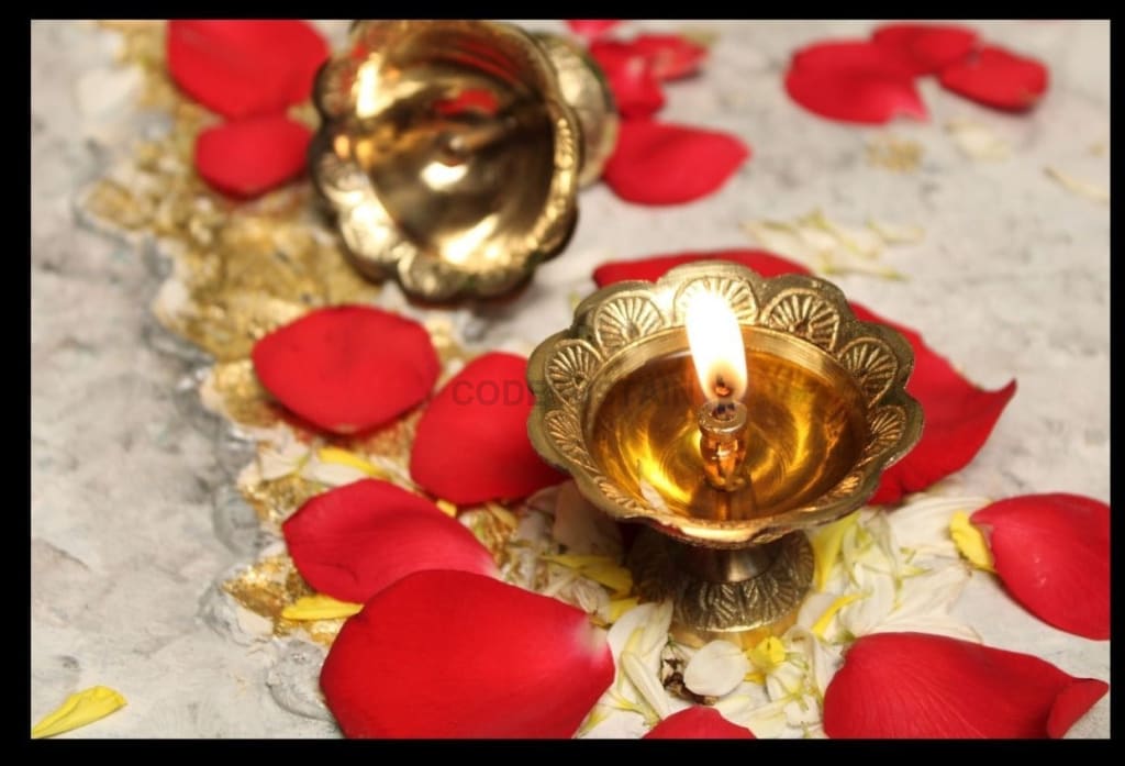 Vintage Brass Lotus Diyas | Golden Finish - Codesustain