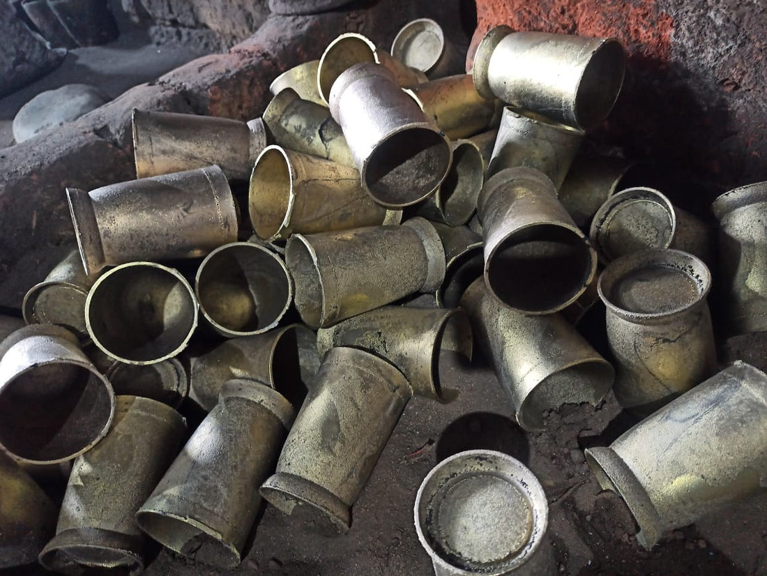 कांस्यम् बुद्धिवर्धकम् “ –  Benefits of eating in Bronze or Kansa utensils