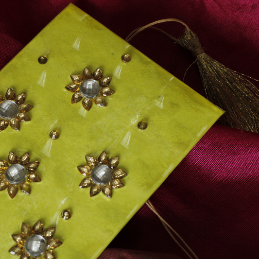 Zari Kundan Yellow 3D Shagun Lifafa – Handcrafted Cash Envelopes