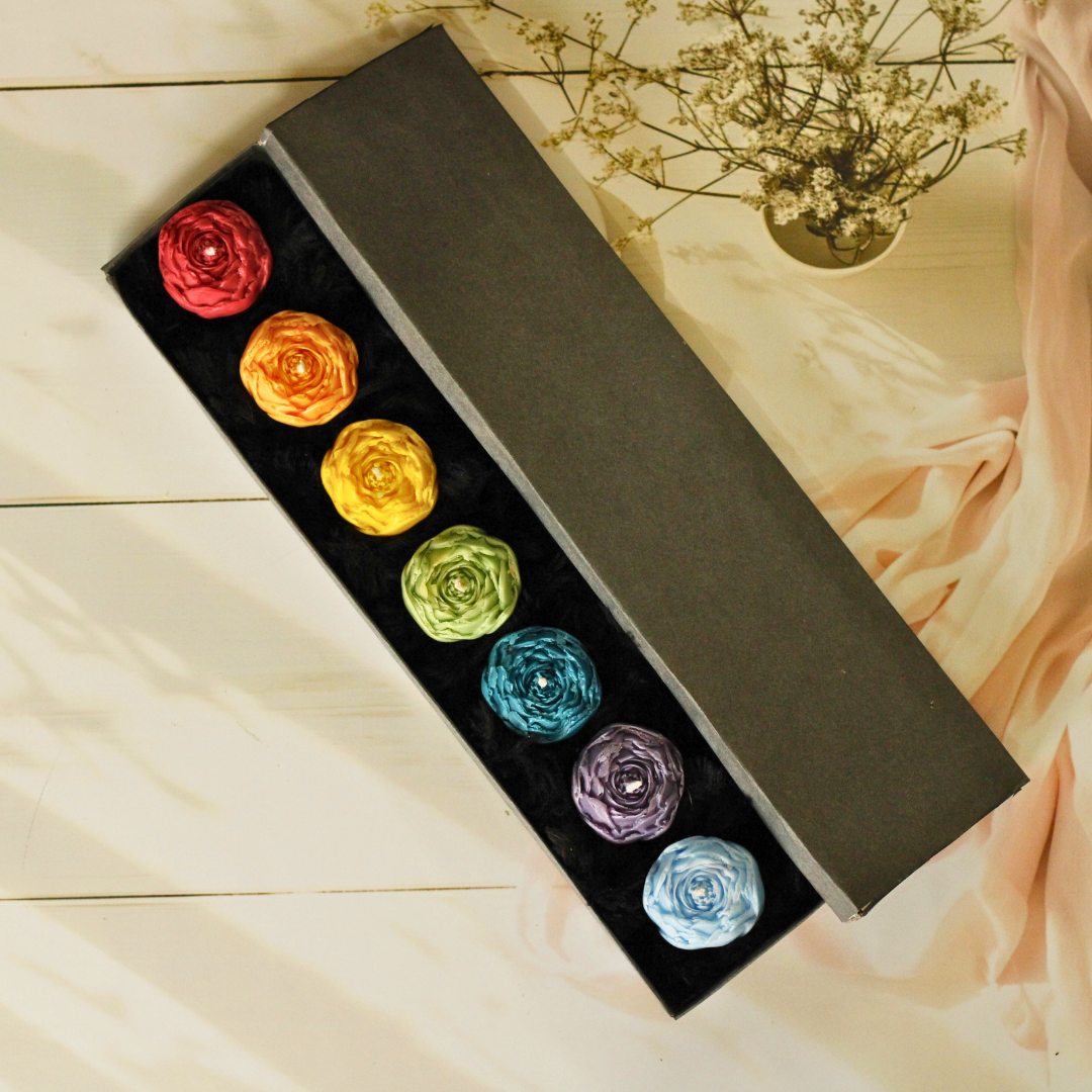 7 Chakra Hand poured Soy Rosebuds Candle Kit - Bring Calm & Abundance