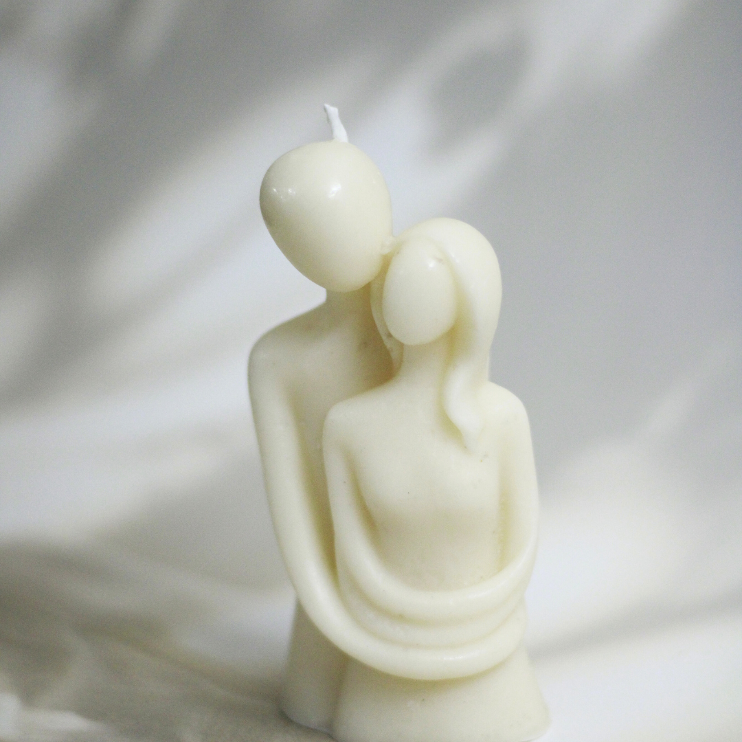 Graceful Couple Candle – Where Love Meets Light