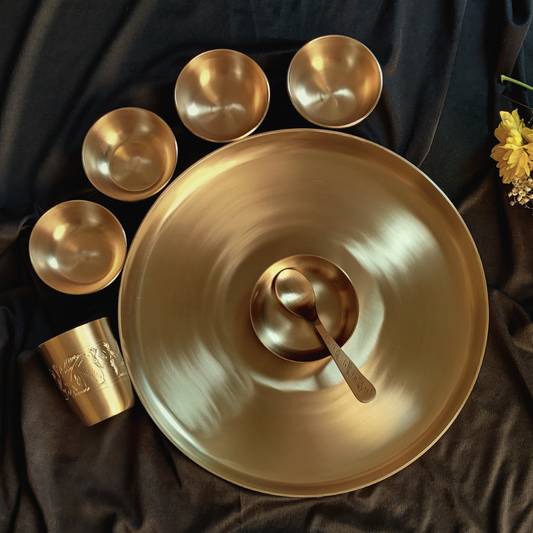 Engraved Kansa Thali Set | Hand made Pure Bronze Dinner Set 14 inch Set (1 thali, 4 katoris, 1 dessert plate, 1 spoon