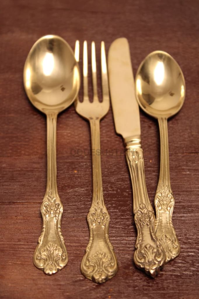 Ayās Rustic Brass Cutlery Set (4 pieces) - Codesustain