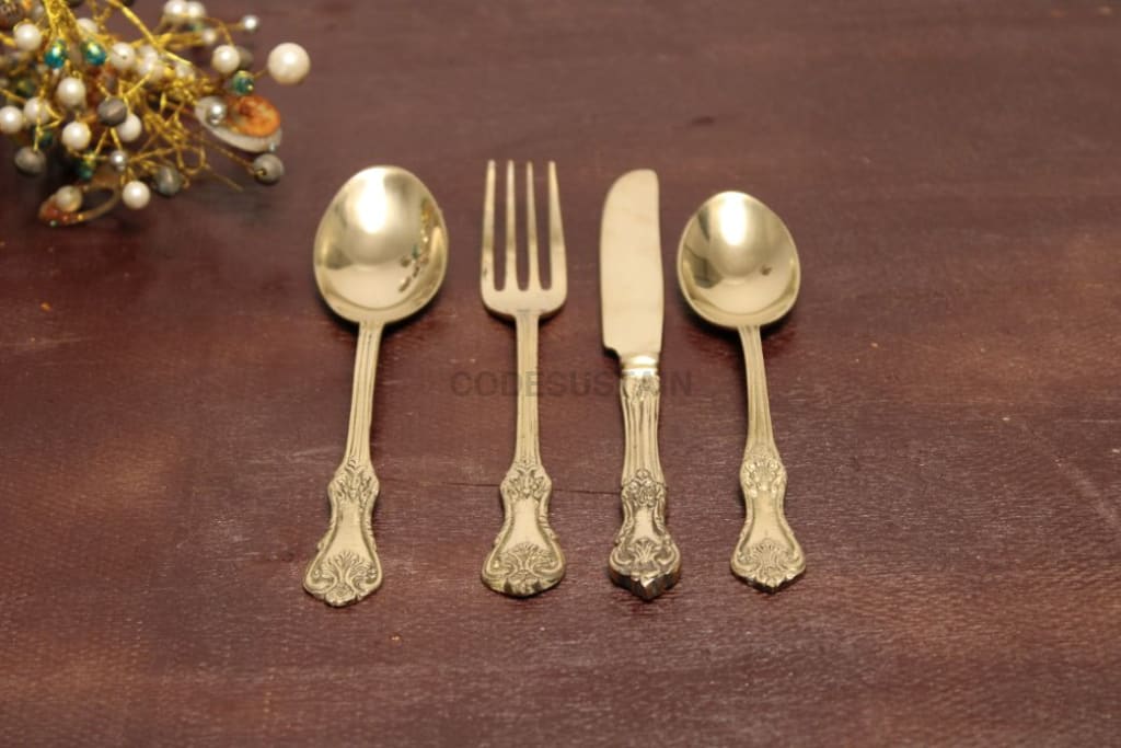 Ayās Rustic Brass Cutlery Set (4 pieces) - Codesustain