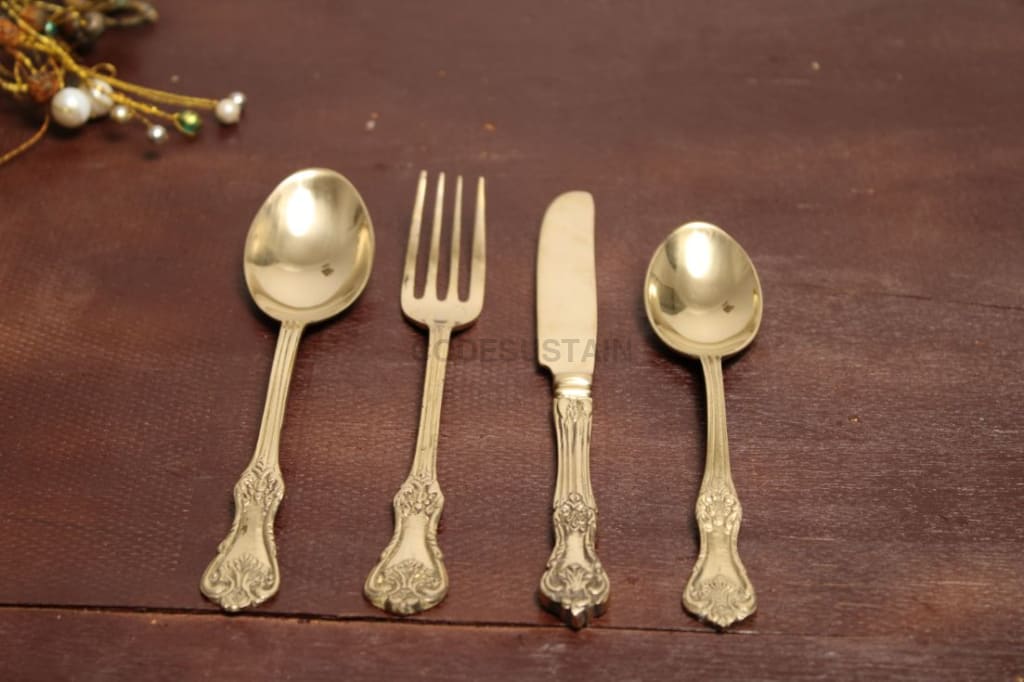 Ayās Rustic Brass Cutlery Set (4 pieces) - Codesustain