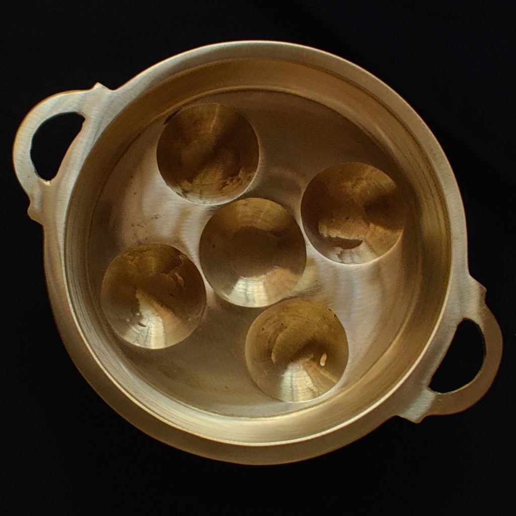Handmade Bronze Panniyaram Pan | Kansa Appe Pan | Unniappam Pan 5 pits - Regular