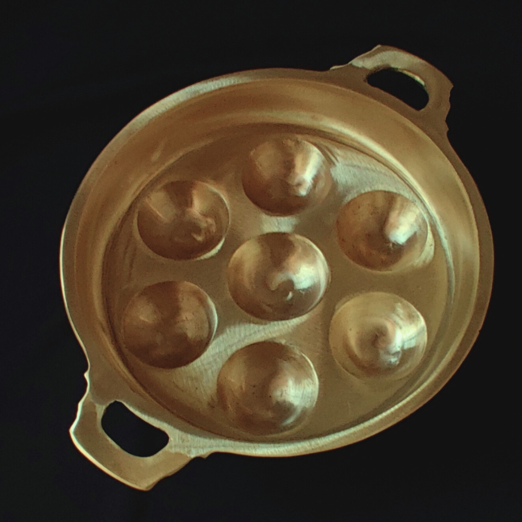 Handmade Bronze Panniyaram Pan | Kansa Appe Pan | Unniappam Pan 7 pits - Large