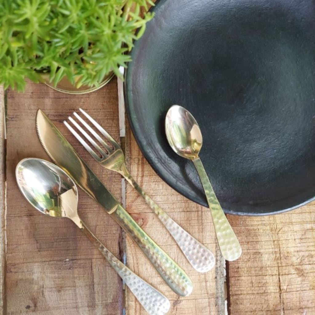 Ayās Embossed Brass Cutlery Set (4 pieces) - Codesustain