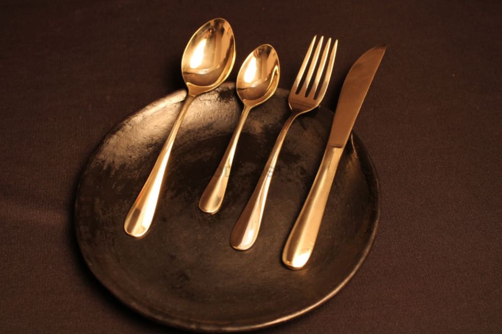 Ayās Vintage Brass Cutlery Set (4 pieces) - Codesustain